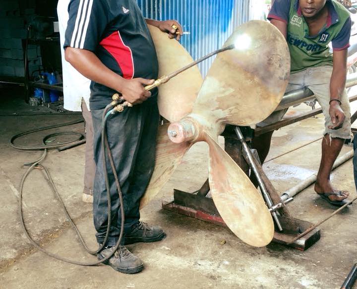 Repairing a propeller